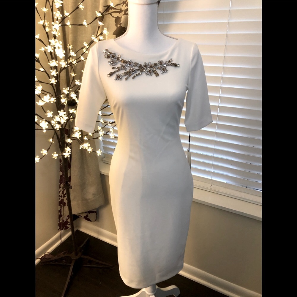 CALVIN KLEIN White Formal Dress. NWT. Size 2